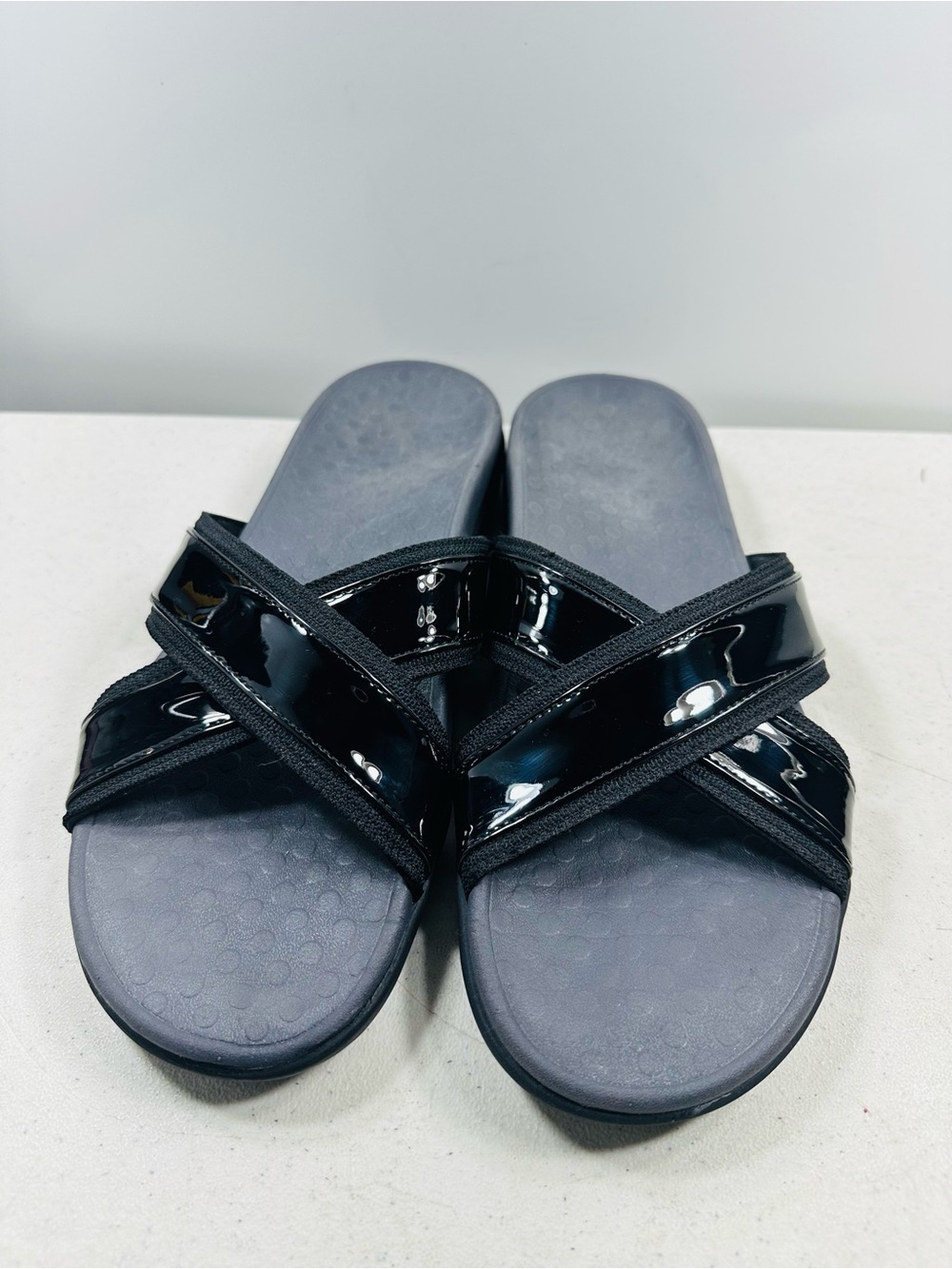 Vionic Merced size 12 - Picture 2 of 7